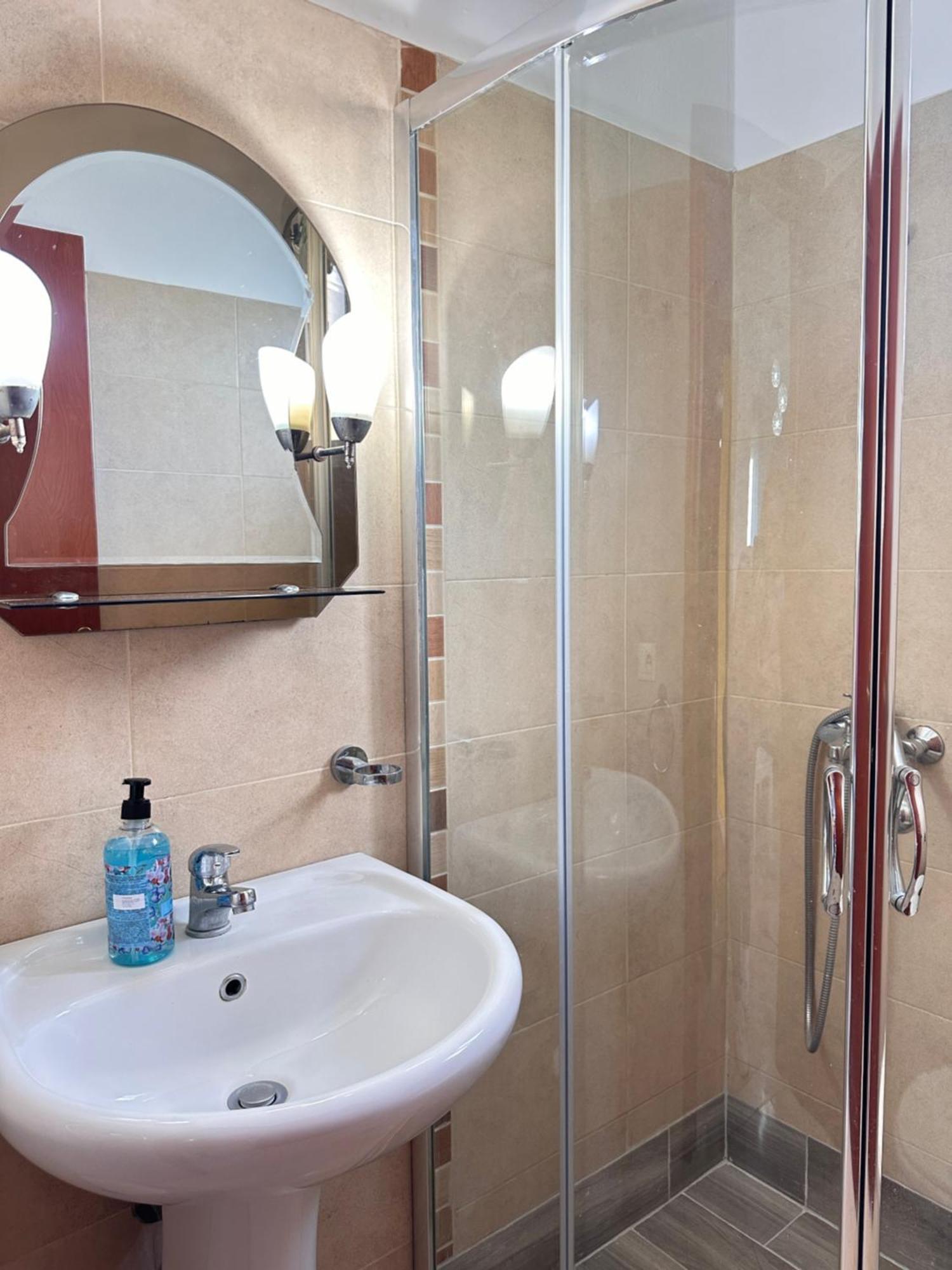 Design Sea View Apartment Sarandë Buitenkant foto
