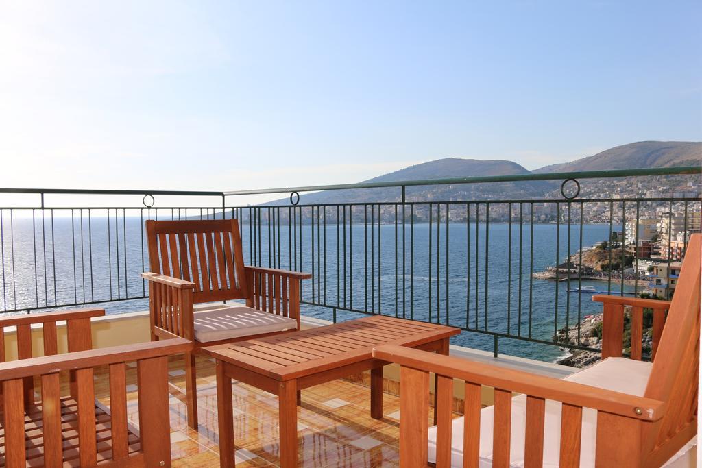 Design Sea View Apartment Sarandë Buitenkant foto