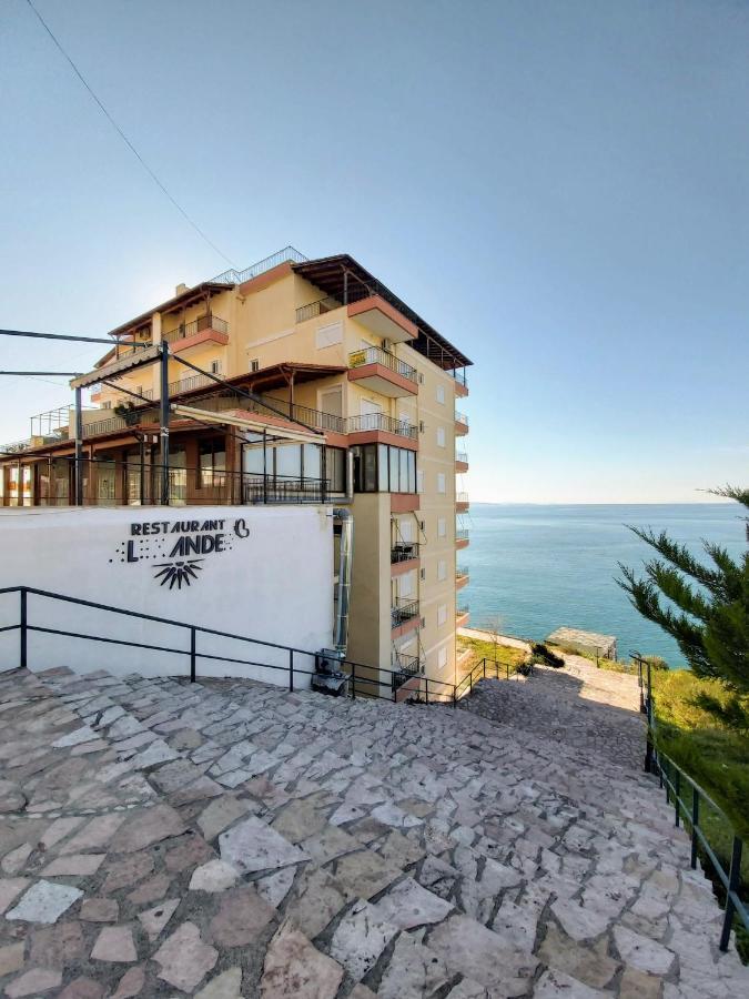 Design Sea View Apartment Sarandë Buitenkant foto